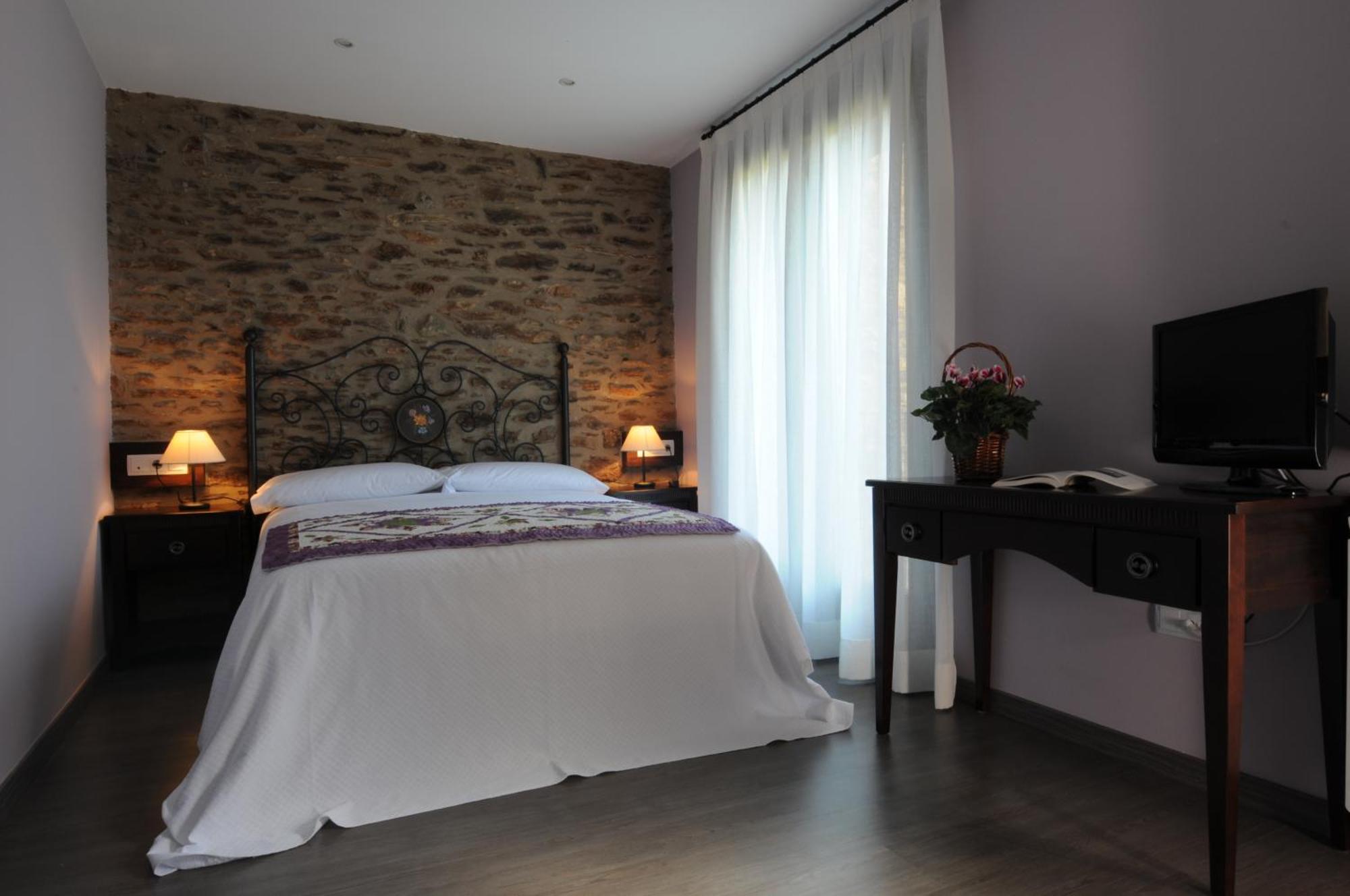 Casa Rural La Comella Tirvia Ngoại thất bức ảnh