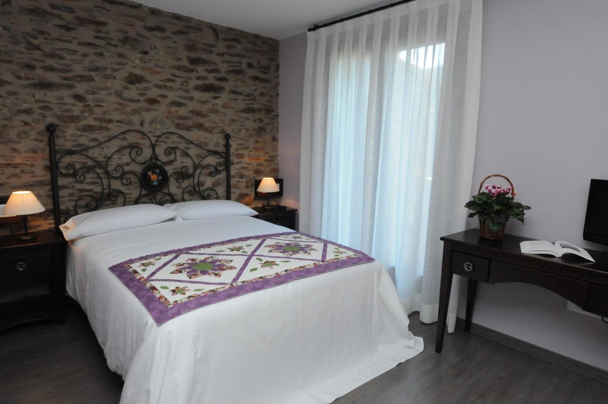 Casa Rural La Comella Tirvia Ngoại thất bức ảnh